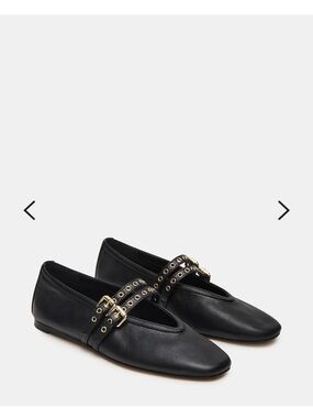 Black Leather Steve Madden Lydia Flats with Gold Buckle